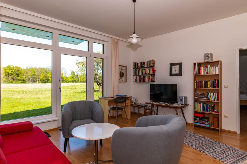 Ferienwohnung Wiesenglück – Terrasse mit Ausblick