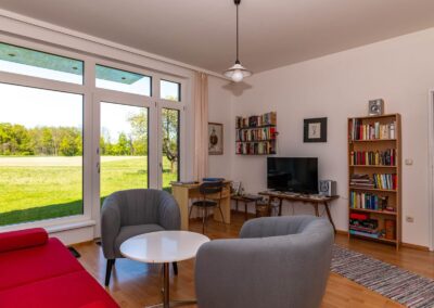 Ferienwohnung Wiesenglück – Terrasse mit Ausblick